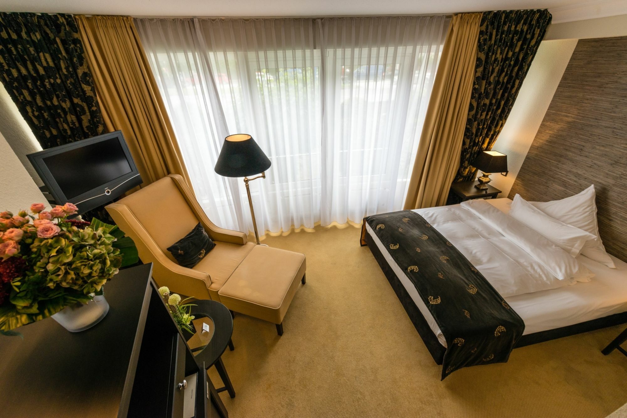 Hotel Business & More Hamburg-Harburg Buitenkant foto